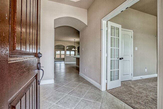 Photo - 330 Sweetspire Dr