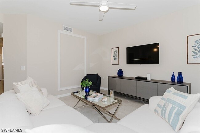 Photo - 6047 Ellerston Wy Unit 2113