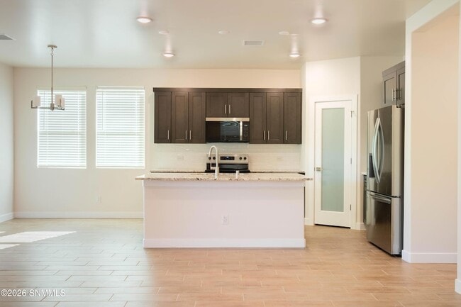 Photo - 7006 Sentinel Ave