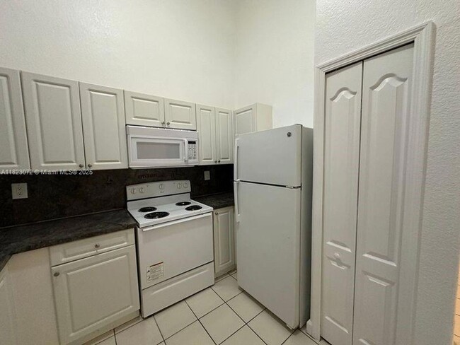 Photo - 1661 SE 29th Ct Unit 206