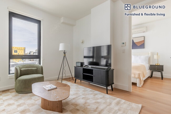 Photo - 130 Hope St Unit SI FL5-ID2225