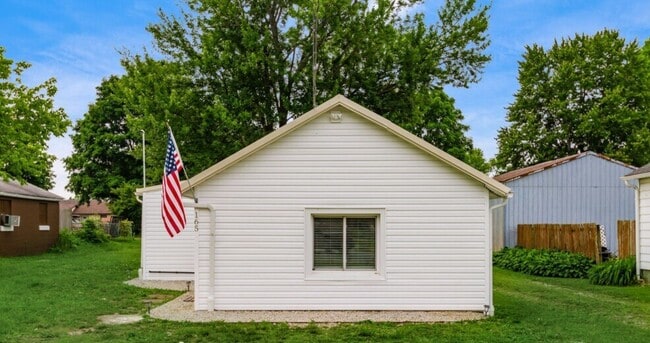 Photo - 165 W Jersey St