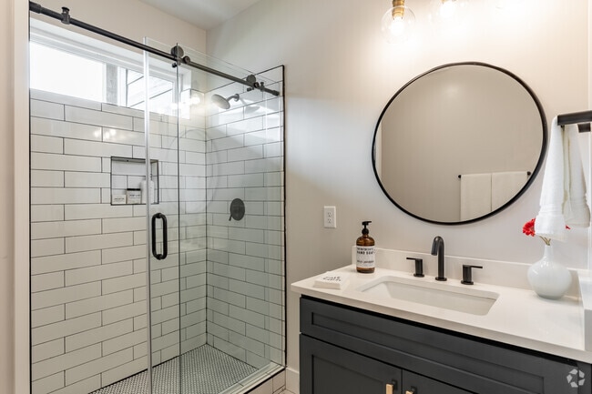 2BR, 1BA - 1067SF (Type C) - Horizon at Tallassee