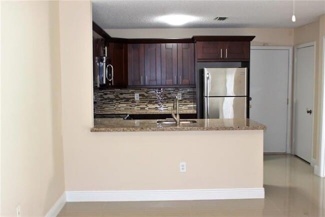 Photo - 11759 SW 1st St