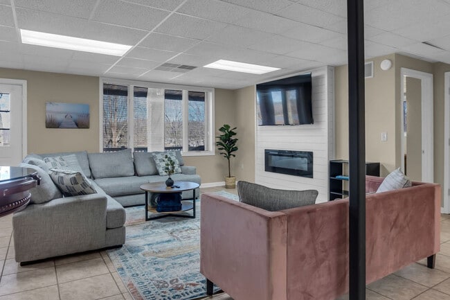 Photo - 81 Beech Point Dr Unit ID1051757P