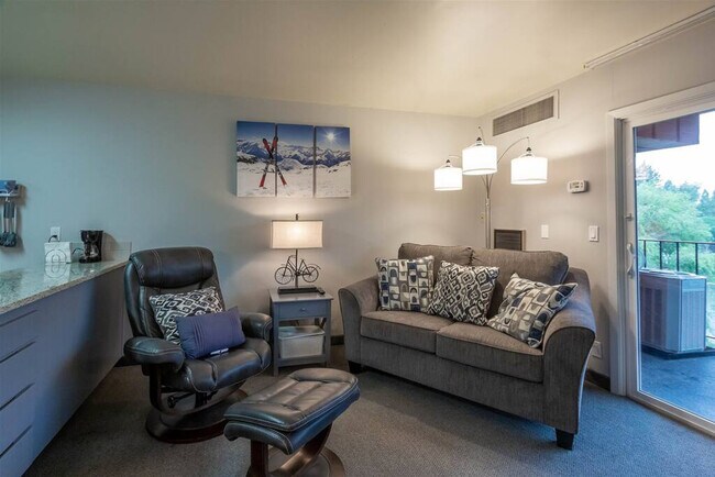 Photo - 6103 NW Harriman St Unit ID1330992P