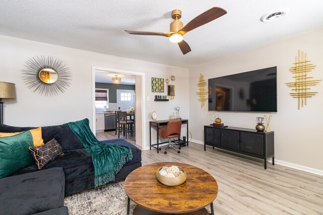 Photo - 308 Denny Cir Unit SI ID1609620P