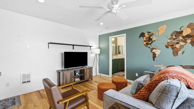 Photo - 860 Turquoise St Unit SI FL3-ID1568497P