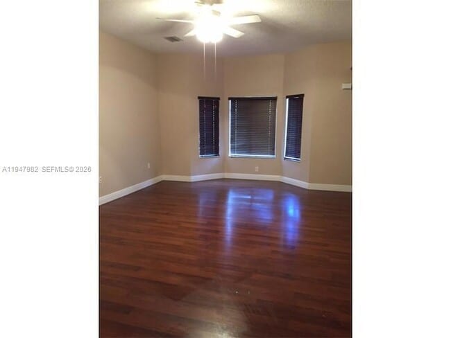 Building Photo - 1979 SE 23rd Terrace