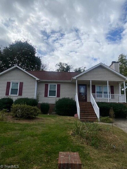 Photo - 1650 Hill Ct