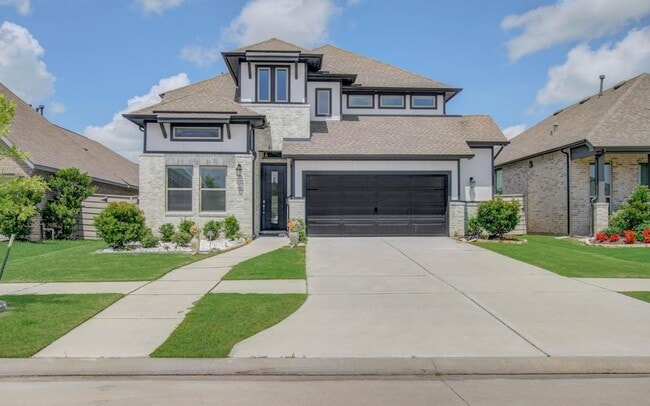 Building Photo - 4722 Crest Hill Dr