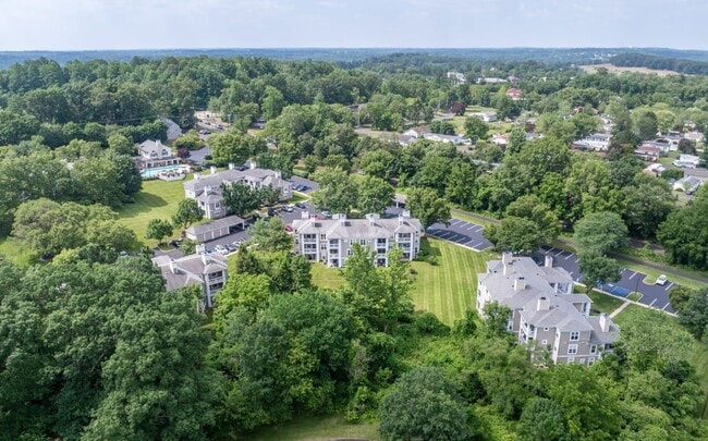 Building Photo - Stonington Farm