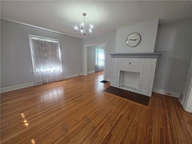 Photo - 114 Fletcher St