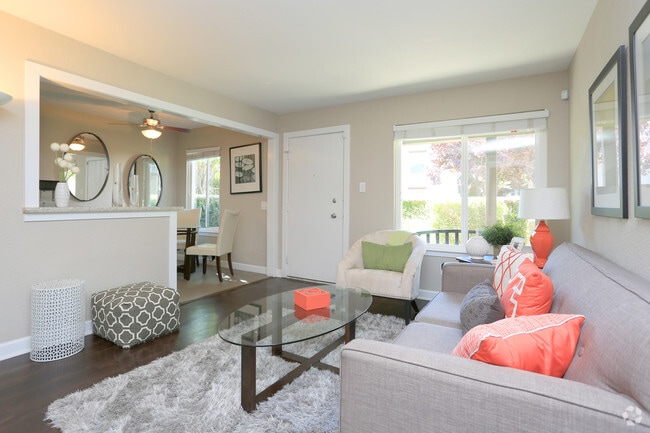 1BR 1BA-684 Sq Ft-The Madrid - Montecito Villas