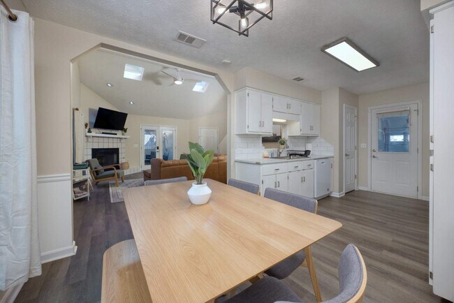 Photo - 4956 Daybreak Ln Unit ID1043906P