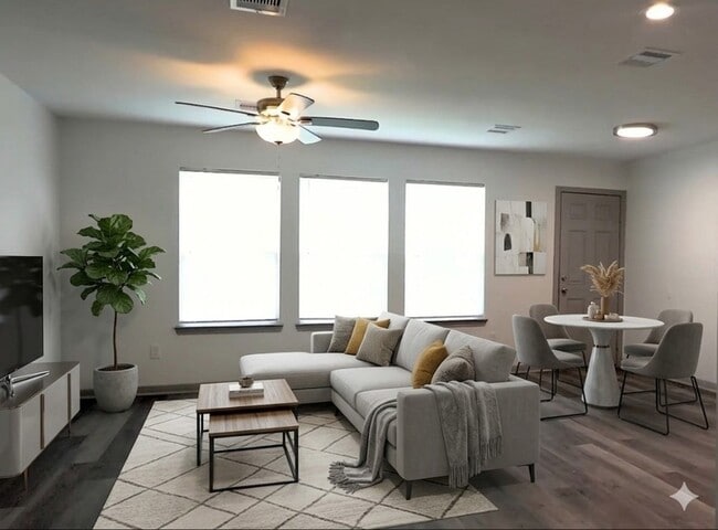 Photo - 8113 Corinth St Unit B