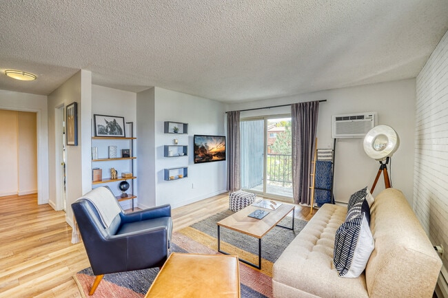 Summit at Red Rocks 30 S Holman Way_ Golden_ CO 80401 HDR Still-133 - Summit at Red Rocks