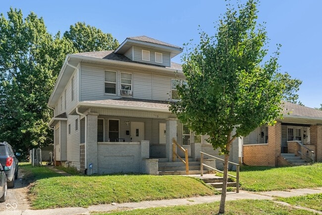 Photo - 717 N Grant Ave