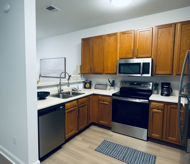 Photo - Townes at Prior