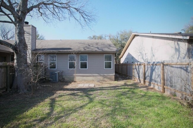 Photo - 8804 Piney Point Dr Unit B