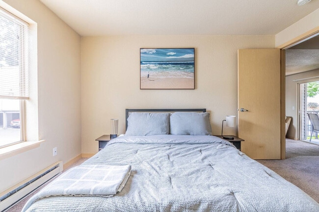 Photo - 14357 Linden Ave N Unit ID1364262P