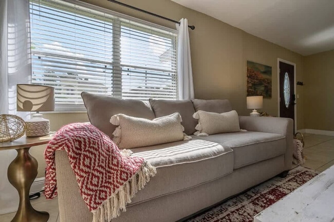 Photo - 2415 W Carmen St Unit SI ID1553483P