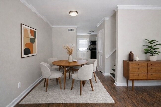 Photo - 4335 Cedar Springs Rd Unit 204