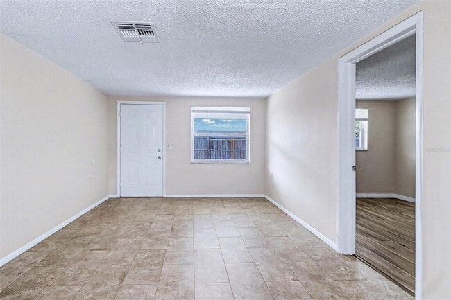 Photo - 5441 Oceanic Rd