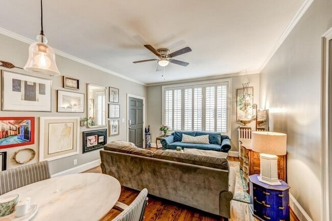 Photo - 28 Collier Rd NW Unit 11