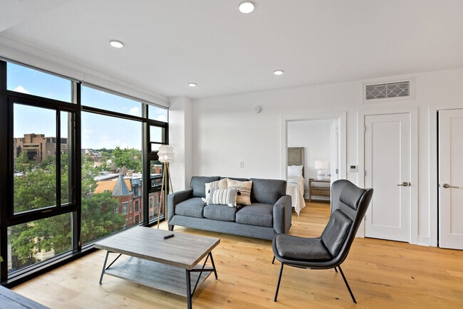 Photo - 635 S St NW Unit SI ID1395441P