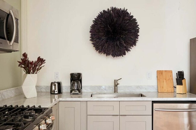 Photo - 2317 N Rampart St Unit ID1272393P