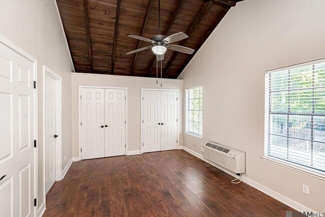 Photo - 3003 Greenwood Dr