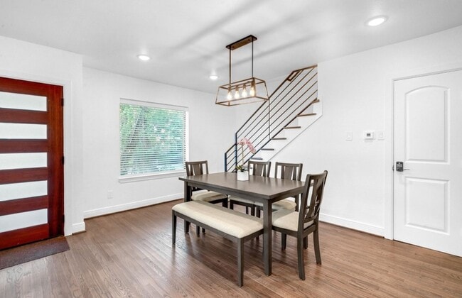 Photo - 3021 Prospect St