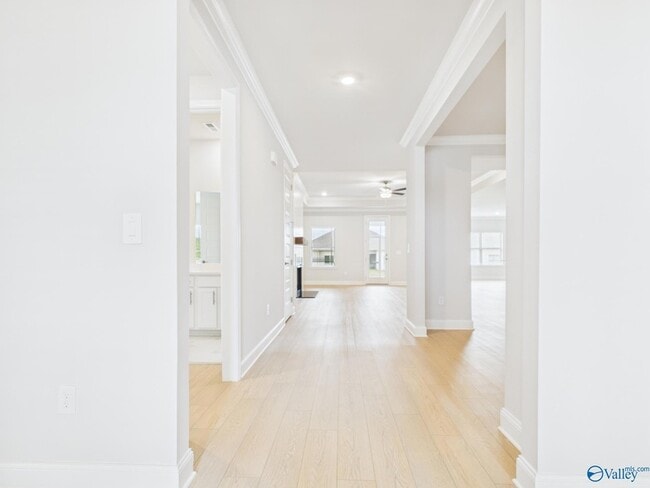 Photo - 22567 Donahue Dr