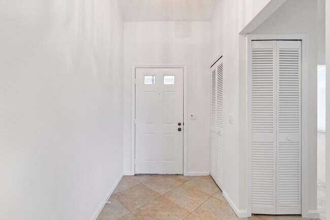 Photo - 5942 Parkwalk Cir W