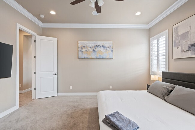 Photo - 1913 E Rosemary Dr Unit SI ID1244336P