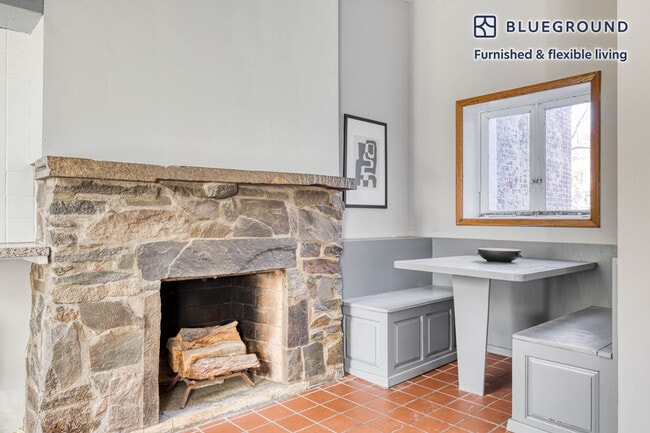 Photo - 302 W 11th St Unit FL2-ID990