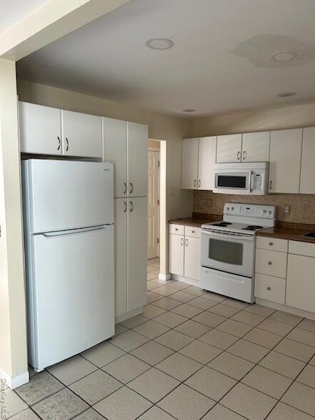 Photo - 185 N Bicycle Path