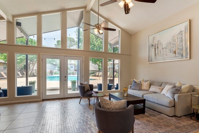 Photo - Lakeshore Landing Apartments