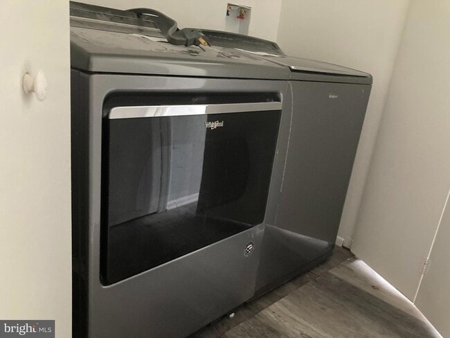 Photo - 5012 Marlborough Terrace