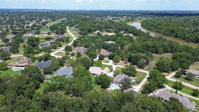 Photo - 32515 Westminster Dr