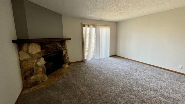 Photo - Willow Creek Apartments