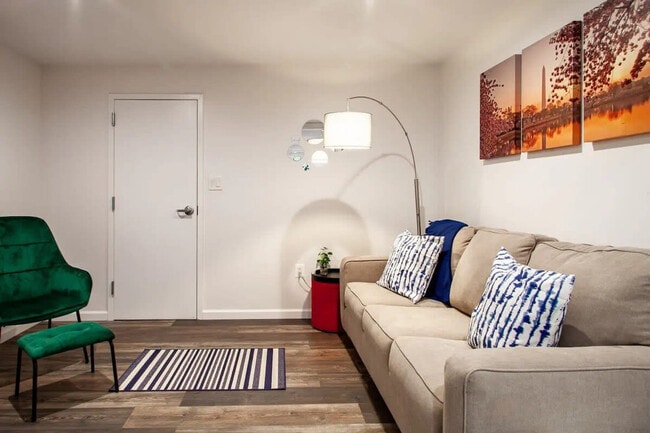 Photo - 1804 N Tuckahoe St Unit ID1037708P