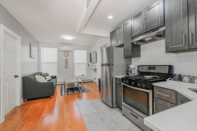 Photo - 479 Putnam Ave Unit SI ID1470321P