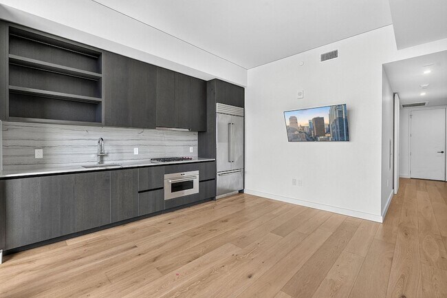 Photo - 610 Davis St Unit 3206