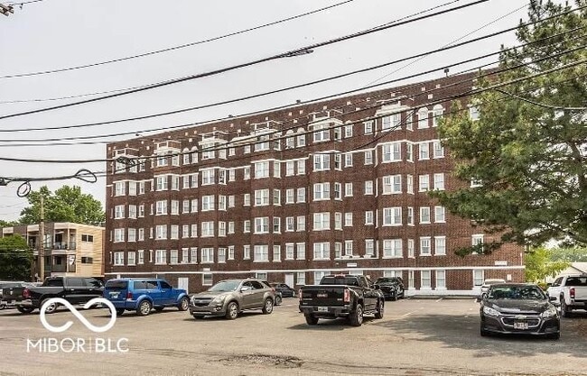 Photo - 230 E 9th St Unit 304