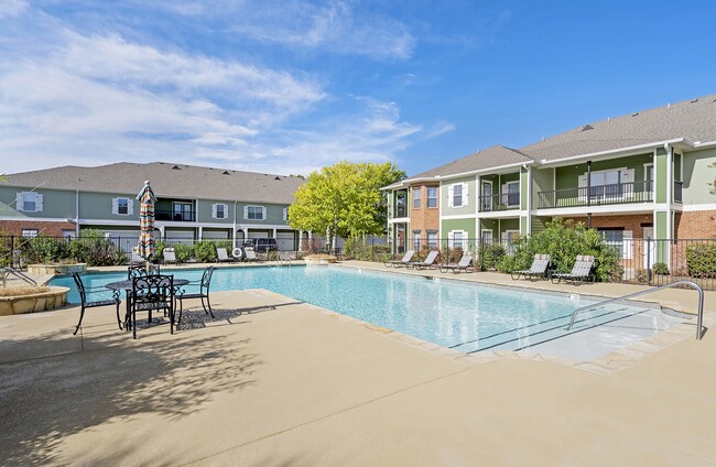 Photo - Reflections of Island Park Apartments