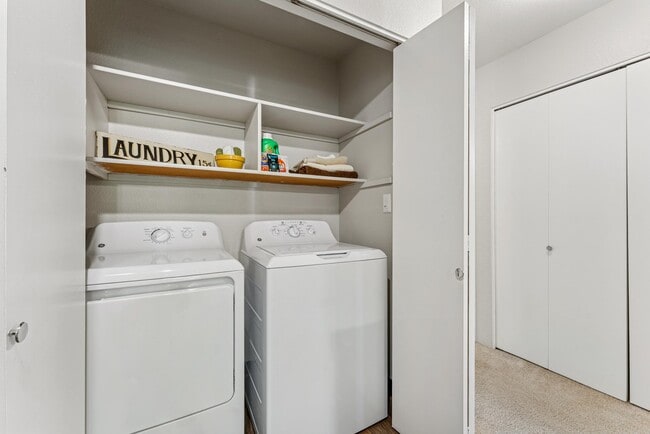 Washer & Dryer | 2-Bedroom | Clermont - Clermont
