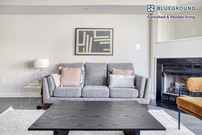 Photo - 901 15th St S Unit FL10-ID374