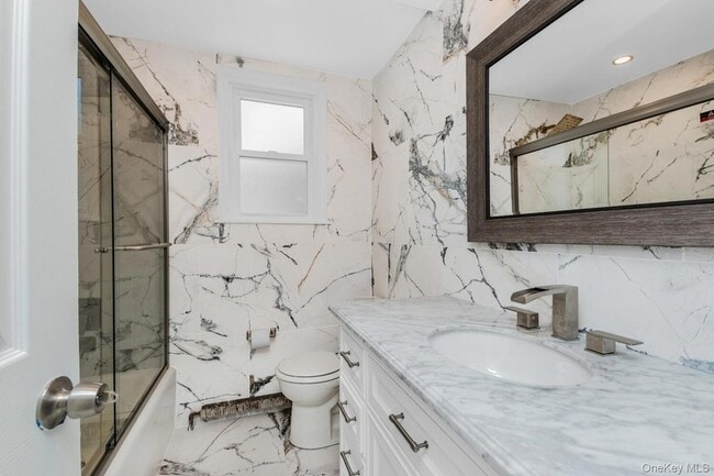 Photo - 2 Bryn Mawr Pl Unit Gr Level